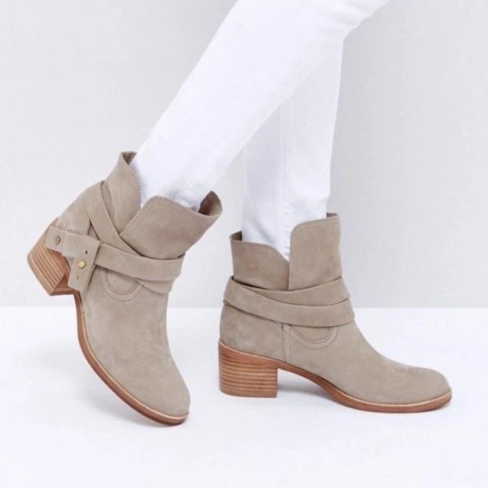 UGG Womens ELORA Boot Leather Ankle Bootie Beige Size 8 - Picture 6 of 6